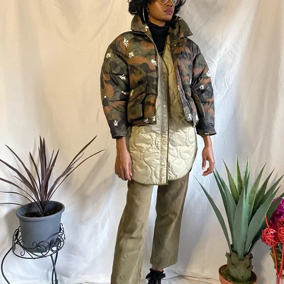 Army and floral print puffer jacket - Picture 5 of 14